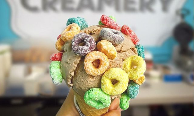 個性的で可愛いアイスクリームショップ、ルーシーズ・ラボ・クリーマリーのアイキャッチ画像