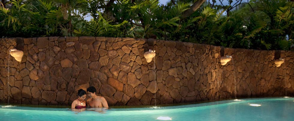 アウラニ・ディズニー・リゾートのカップルで楽しめるクワイエットプールの写真