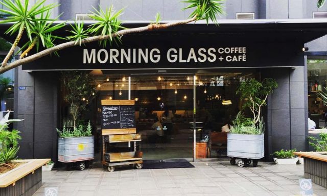 大阪本町にオープン、モーニンググラス コーヒー+カフェが日本初出店のアイキャッチ画像
