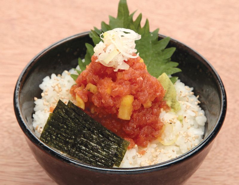 Tsujita-Hawaii-Spicy-Tuna-Bowl